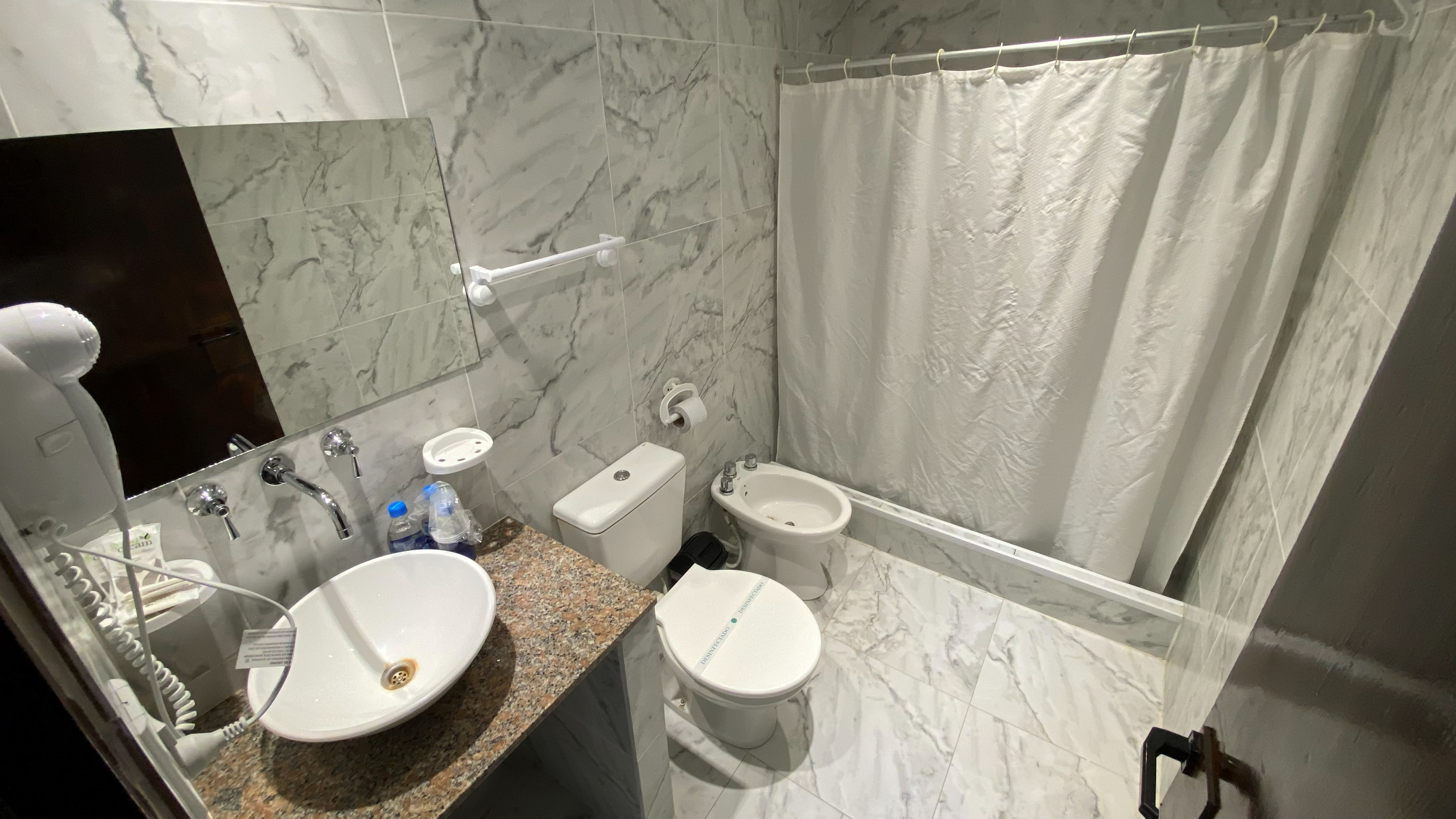 Baño privado de Hostería Santa Teresita